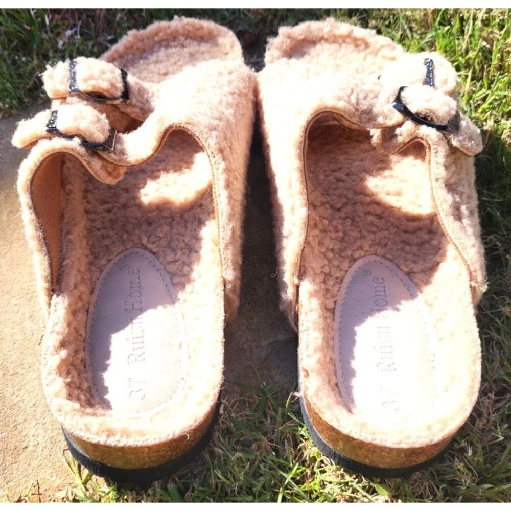 Girls Plush Faux Fur House Slippers Ruizu Size 9.5 Warm Winter Home Sandals